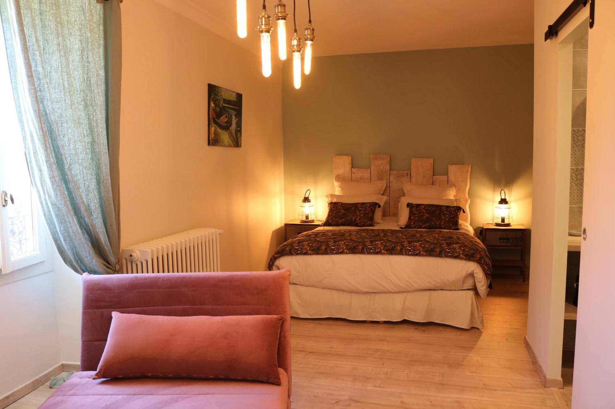 Bed and Breakfast Logis de Pierre Levée à Bessines Extérieur photo
